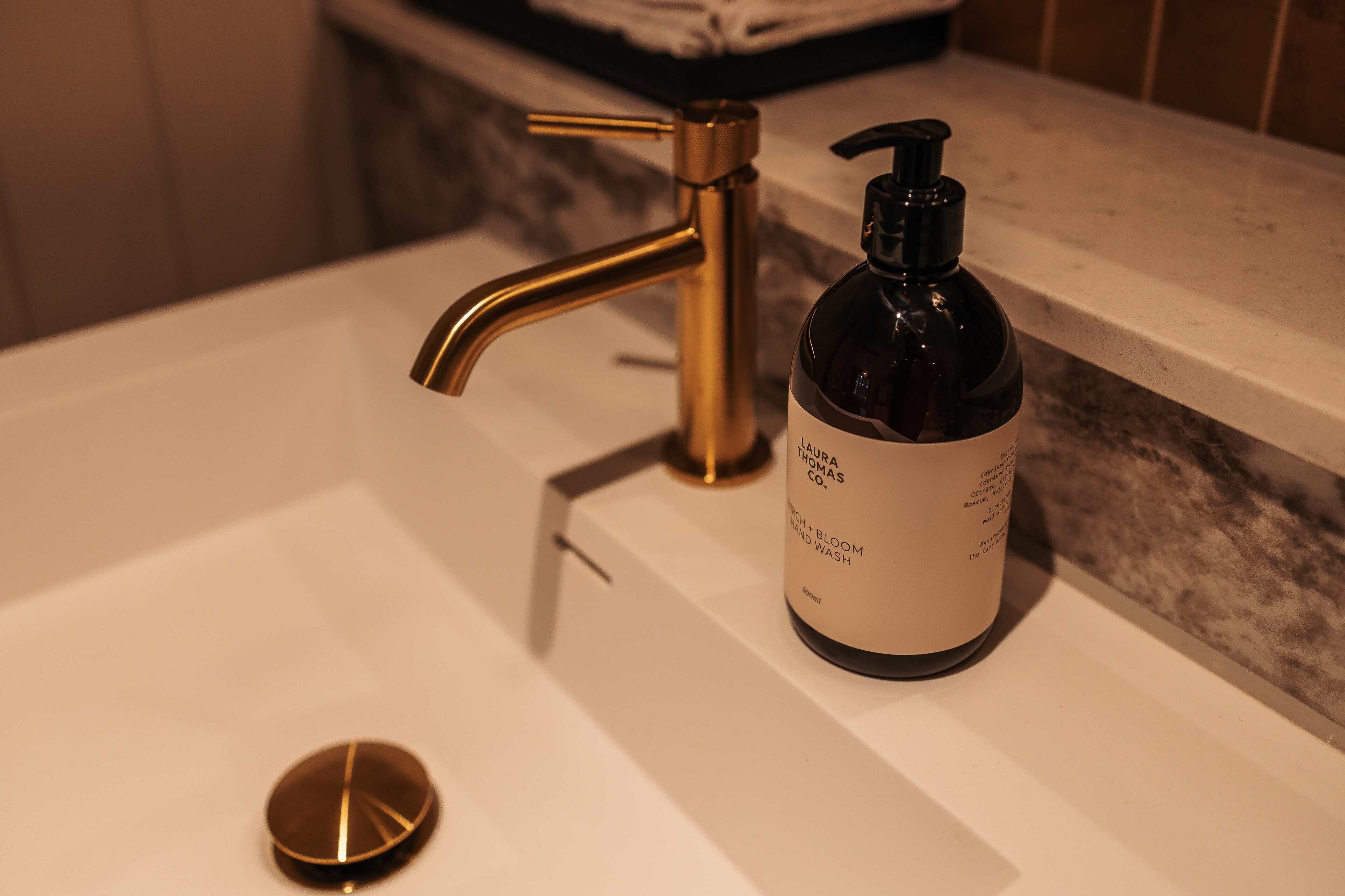 comfy luxe room | bathroom | shower, eco-friendly toiletries, hair dryer, bathrobes