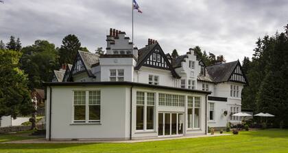 Pine Trees Hotel
