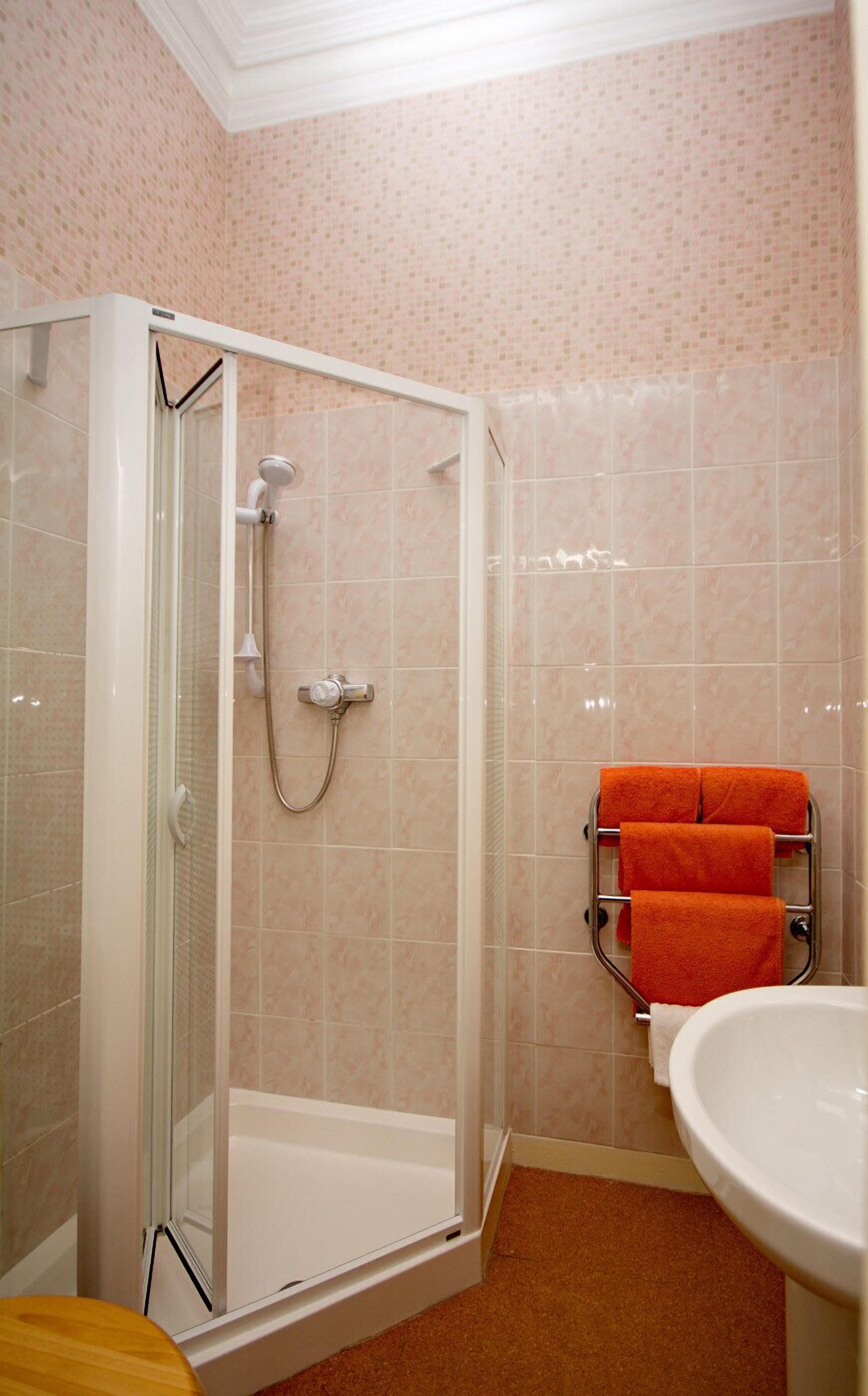 superior twin room | bathroom