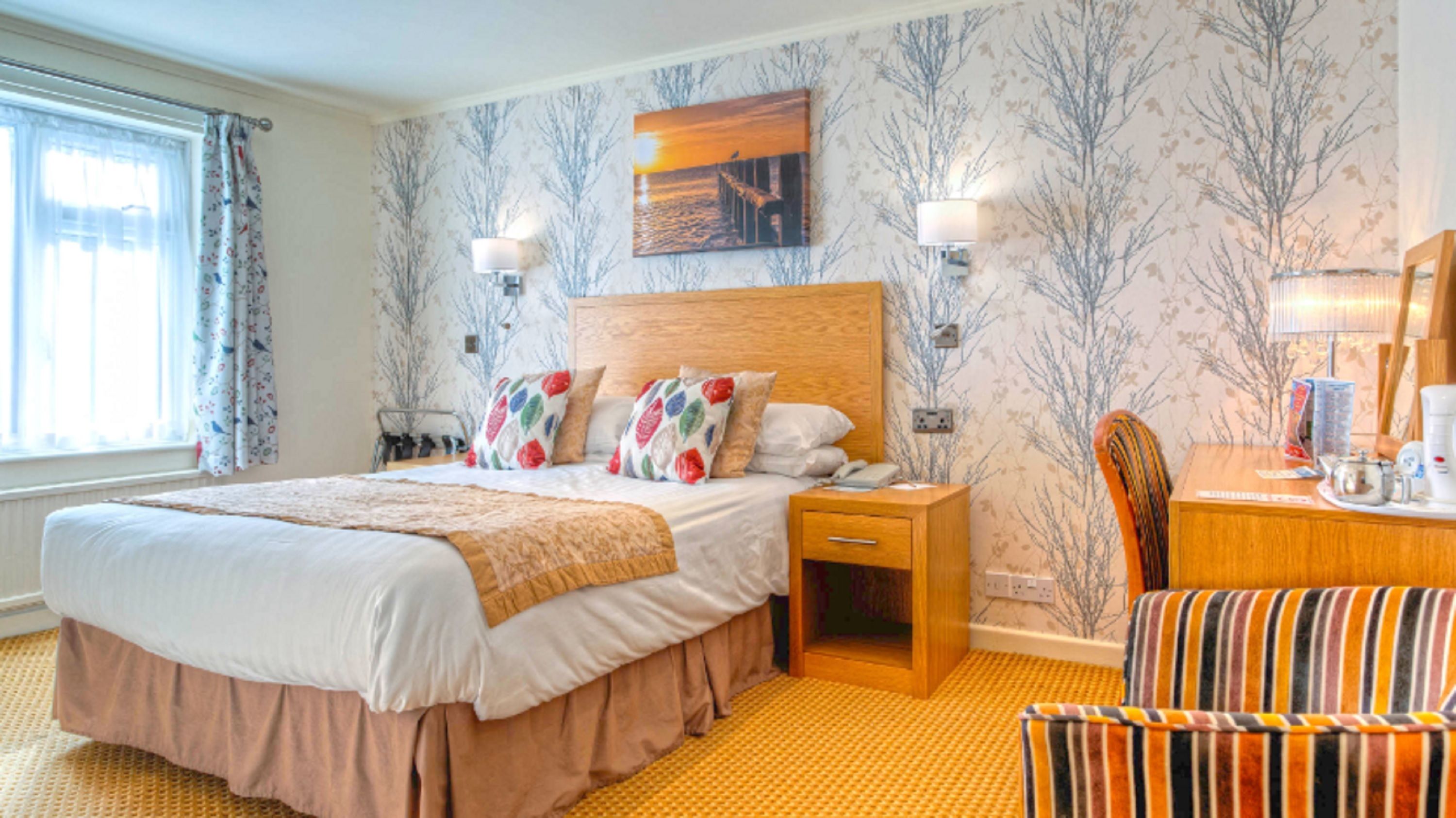 Desk, iron/ironing board, free WiFi, bed sheets