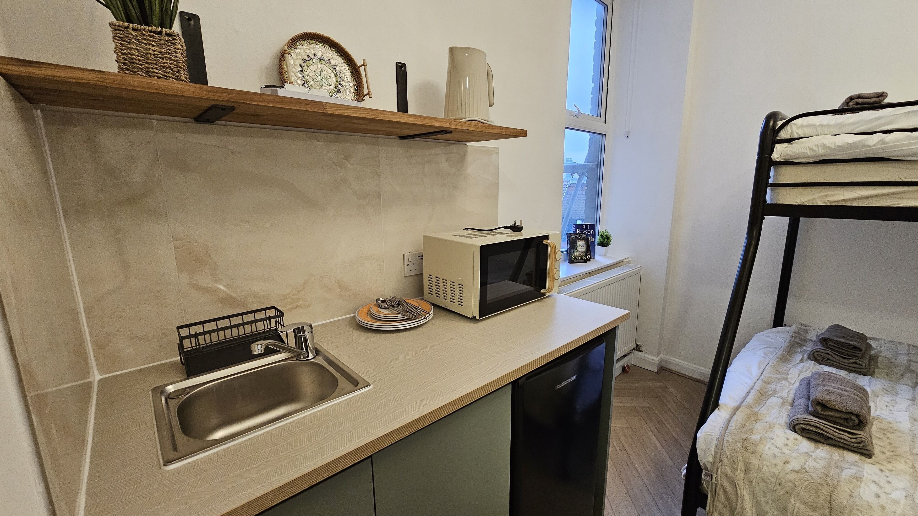 Photo - Bros Inn Hotel