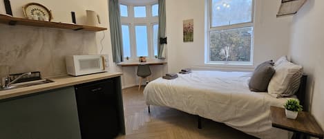 Deluxe Studio, 1 Double Bed