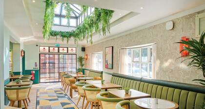 Garner Hotel Birmingham South East by IHG