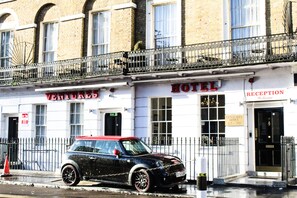Exterior - Ventures Hotel (London)
