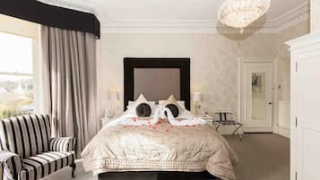 Suite superior, baño en la habitación (5) | 1 habitación, decoración personalizada y tabla de planchar con plancha