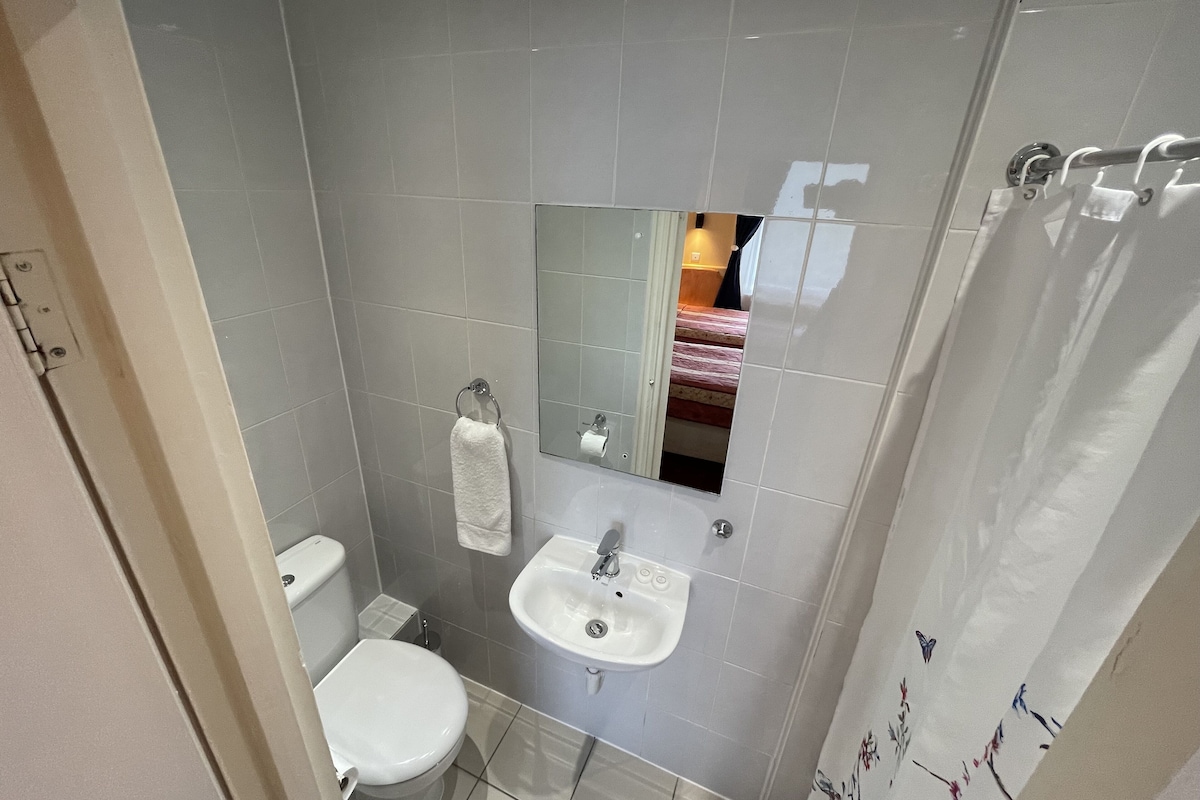 Family Room, Ensuite