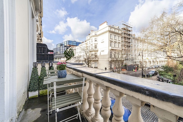 Chambre Triple Deluxe | Coffres-forts dans les chambres, chambres insonorisées