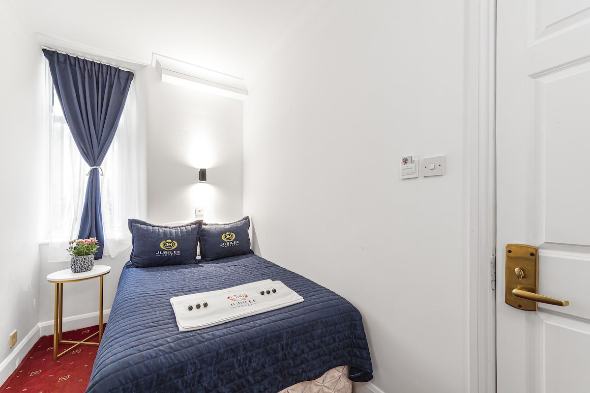 Single Room, Ensuite