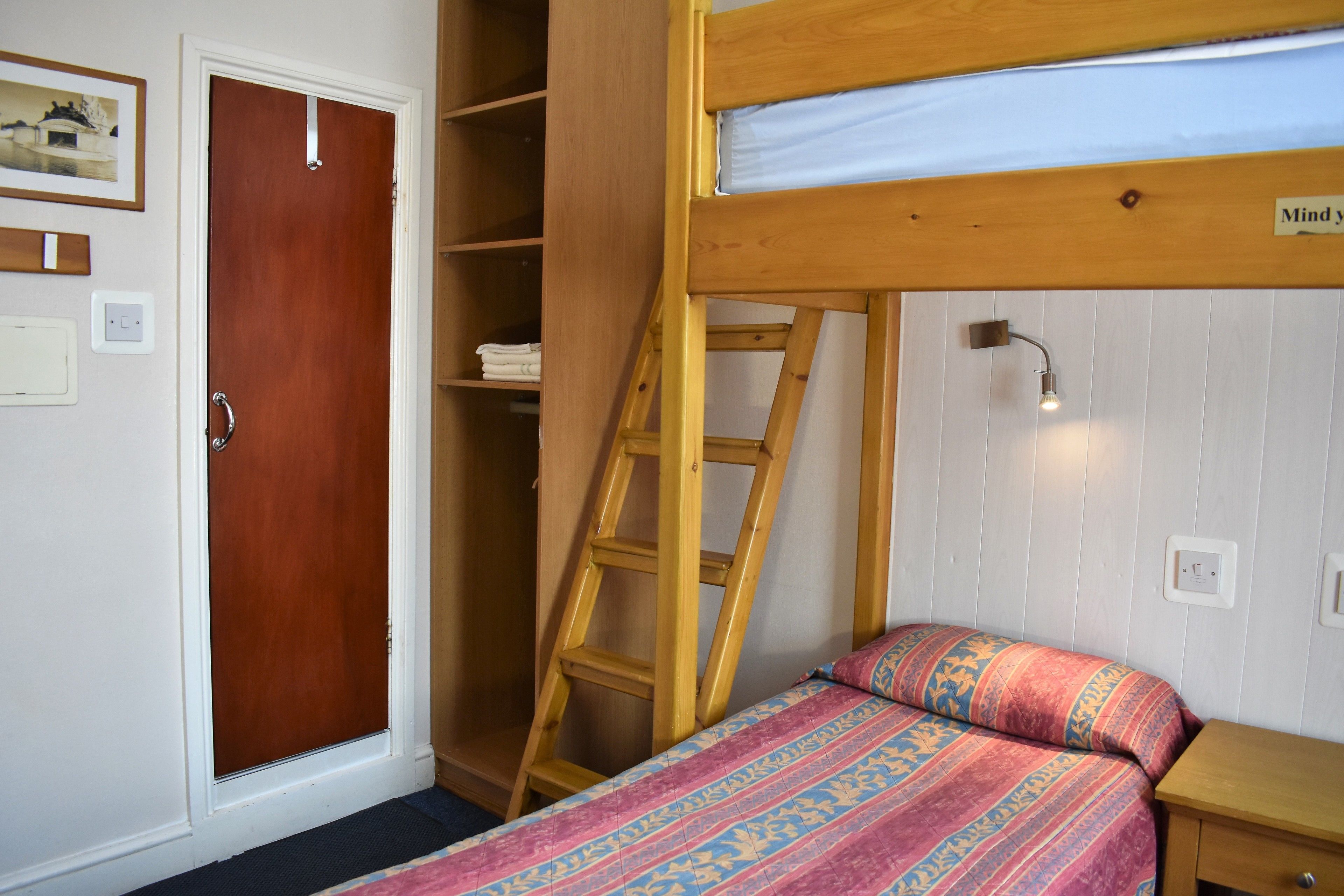 Photo - Macdonald Hotel