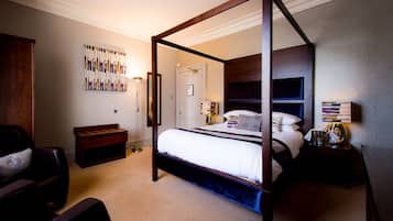 Superior-Doppelzimmer | BettwÀsche aus Àgyptischer Baumwolle, Pillowtop-Betten, Schreibtisch