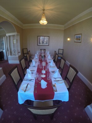 Dining - Sunbank House Hotel (Perth)