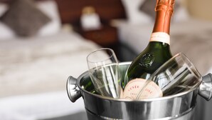 Deluxe Room, 2 Single Beds, Non Smoking - The Lovat Hotel (Perth)