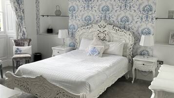 Honeymoon Suite | Premium bedding, in-room safe, blackout curtains, iron/ironing board