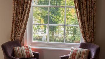 Deluxe tweepersoonskamer, uitzicht op tuin | Uitzicht vanuit de kamer