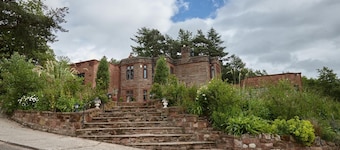 The Heather Glen Country House