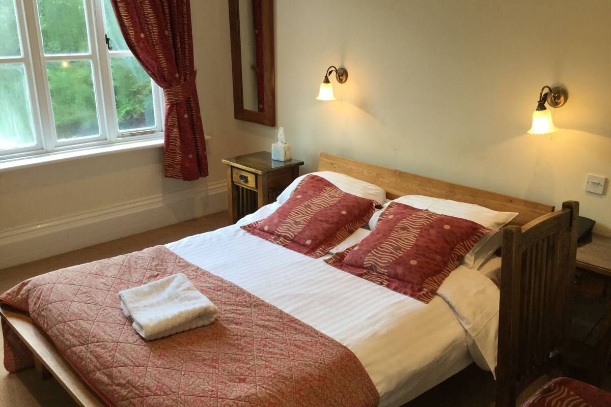 Standard Double Room (double) | Desk, iron/ironing board, free WiFi, bed sheets