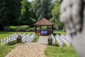 Innenbereich für Hochzeiten