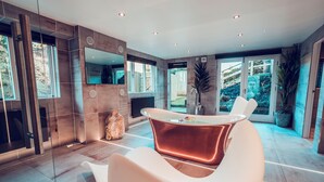 Deluxe Suite | Bilik Mandi