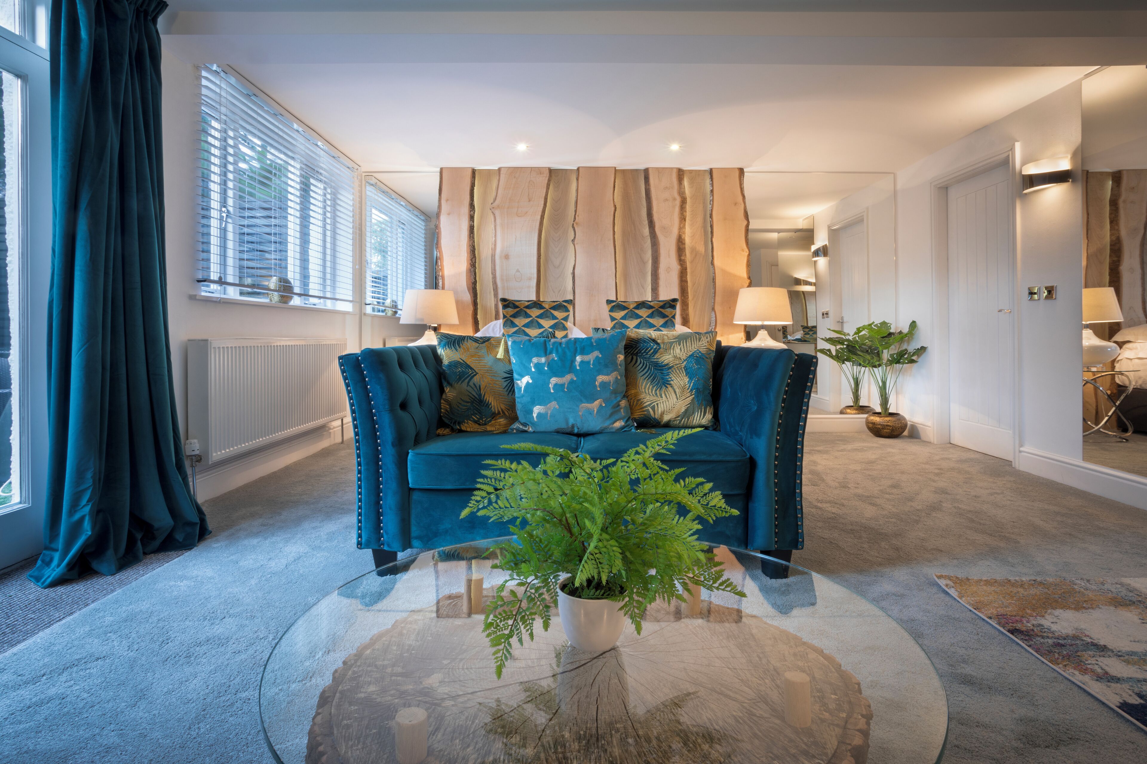 デラックス ダブルルーム (The Edelweiss) | 低刺激性寝具、アイロン / アイロン台、WiFi (無料)、ベッドシーツ