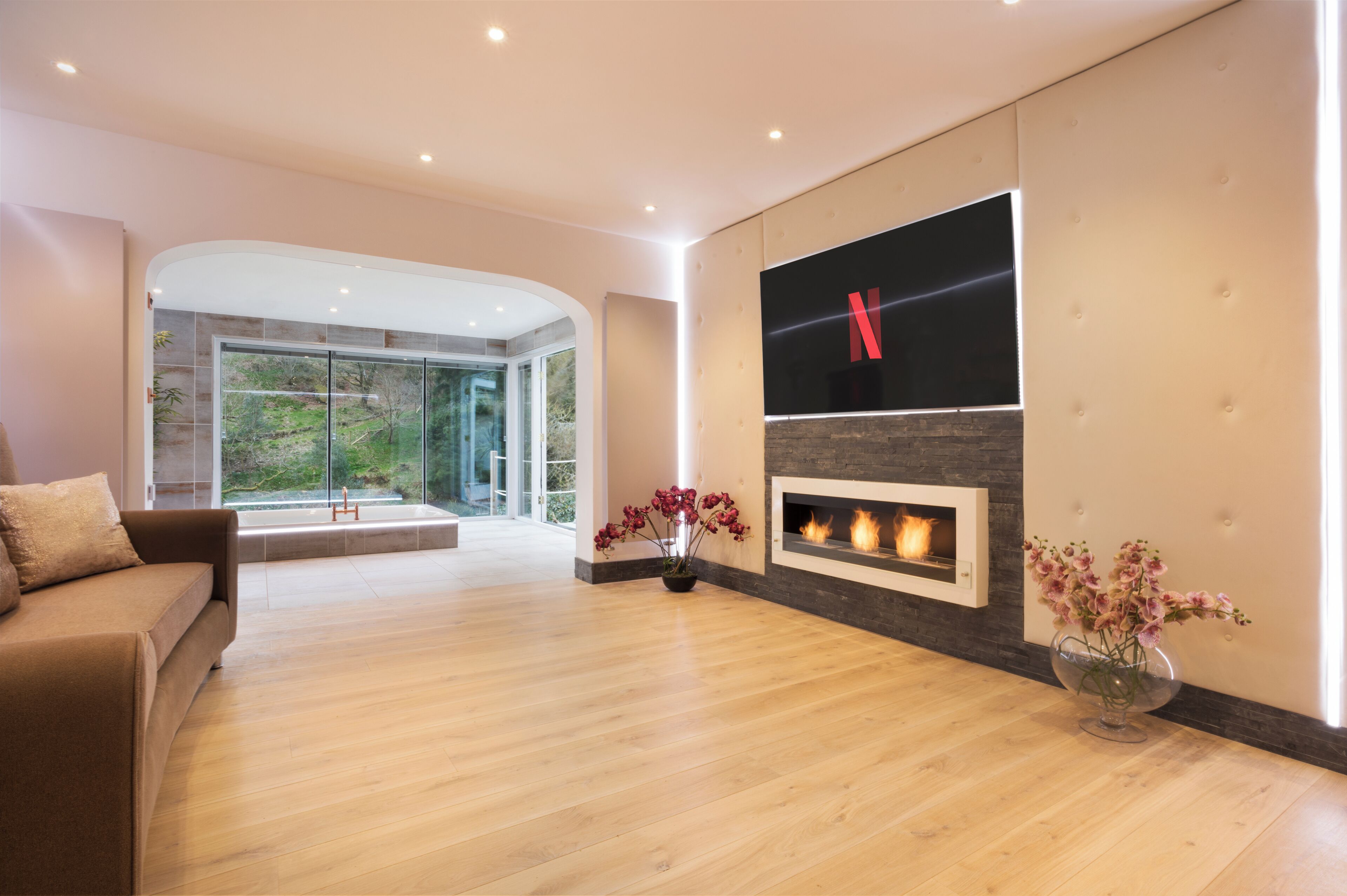 蜜月双人房, 1 间卧室, 花园景观, 花园 | 起居区 | 智能电视、Netflix、加热地板、流媒体服务