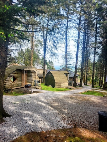 Iron/ironing board, free WiFi, bed sheets. Wheal Tor