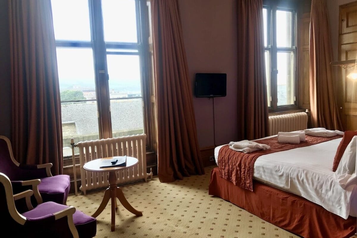 deluxe double or twin room, 1 bedroom, ocean view | 1 bedroom, in-room safe, individually decorated, individually furnished