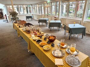 Petit déjeuner continental compris tous les jours