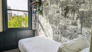 Quarto solteiro clássico | Vista do quarto