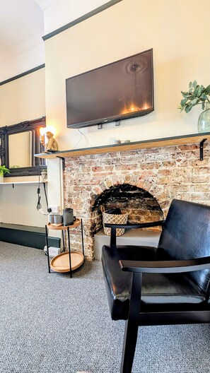 Deluxe Double Room | 1 bedroom, individually decorated, individually furnished