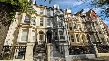 Fachada del alojamiento