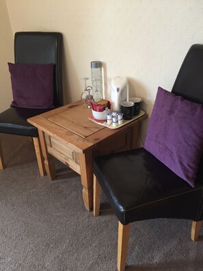 Tweepersoonskamer | Gratis wifi, beddengoed