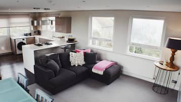 Panoramic Penthouse, 2 Bedrooms, Patio, Canal View | View from room