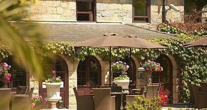 Le Friquet Country Hotel