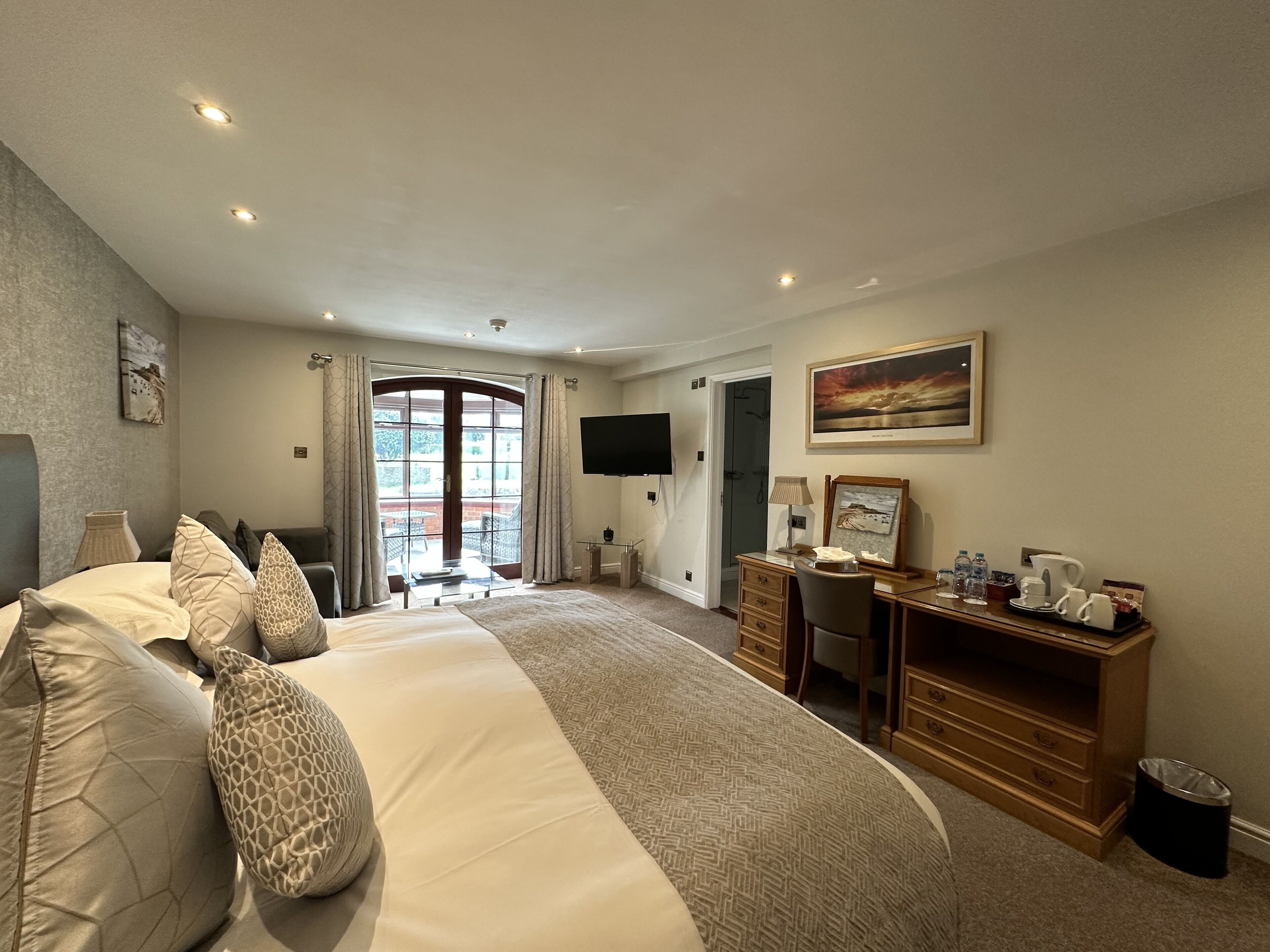 suite | 1 bedroom, premium bedding, blackout curtains, travel cot