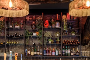 Bar (en la propiedad)