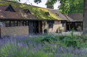 View from property - Best Western Plus Hever Hotel (Edenbridge)