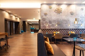Bar (on property) - Motel One Manchester Piccadilly (Manchester)