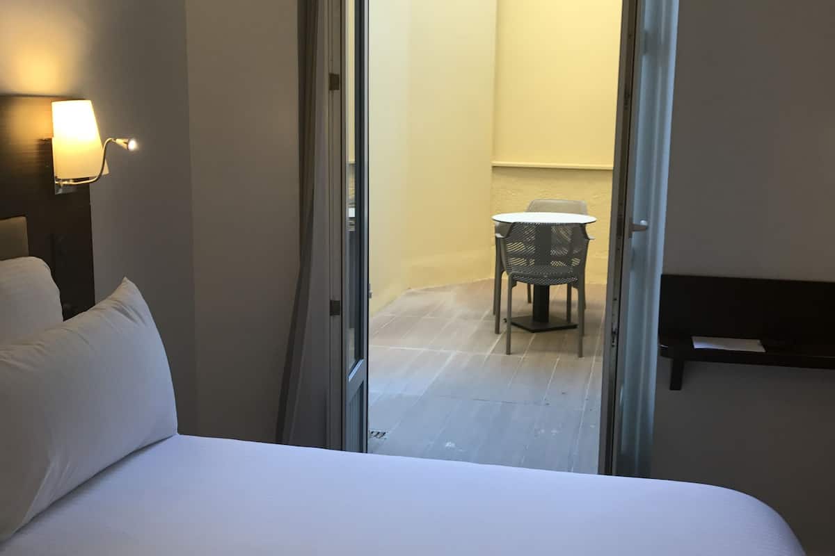 Superior Double Room, Balcony | In-room safe, desk, soundproofing, free cribs/infant beds