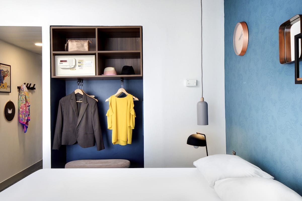 Standard Room, 1 Double Bed with Sofa bed | Hypo-allergenic bedding, in-room safe, soundproofing, iron/ironing board
