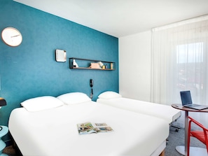 Standardzimmer, 1 Doppelbett und Schlafsofa | Allergikerbettwaren, Zimmersafe, schallisolierte Zimmer