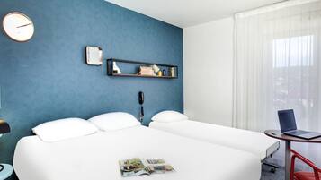 Standard Room, 1 Double Bed with Sofa bed | Hypo-allergenic bedding, in-room safe, soundproofing, iron/ironing board