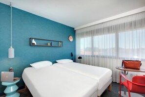 Hypo-allergenic bedding, in-room safe, soundproofing, iron/ironing board