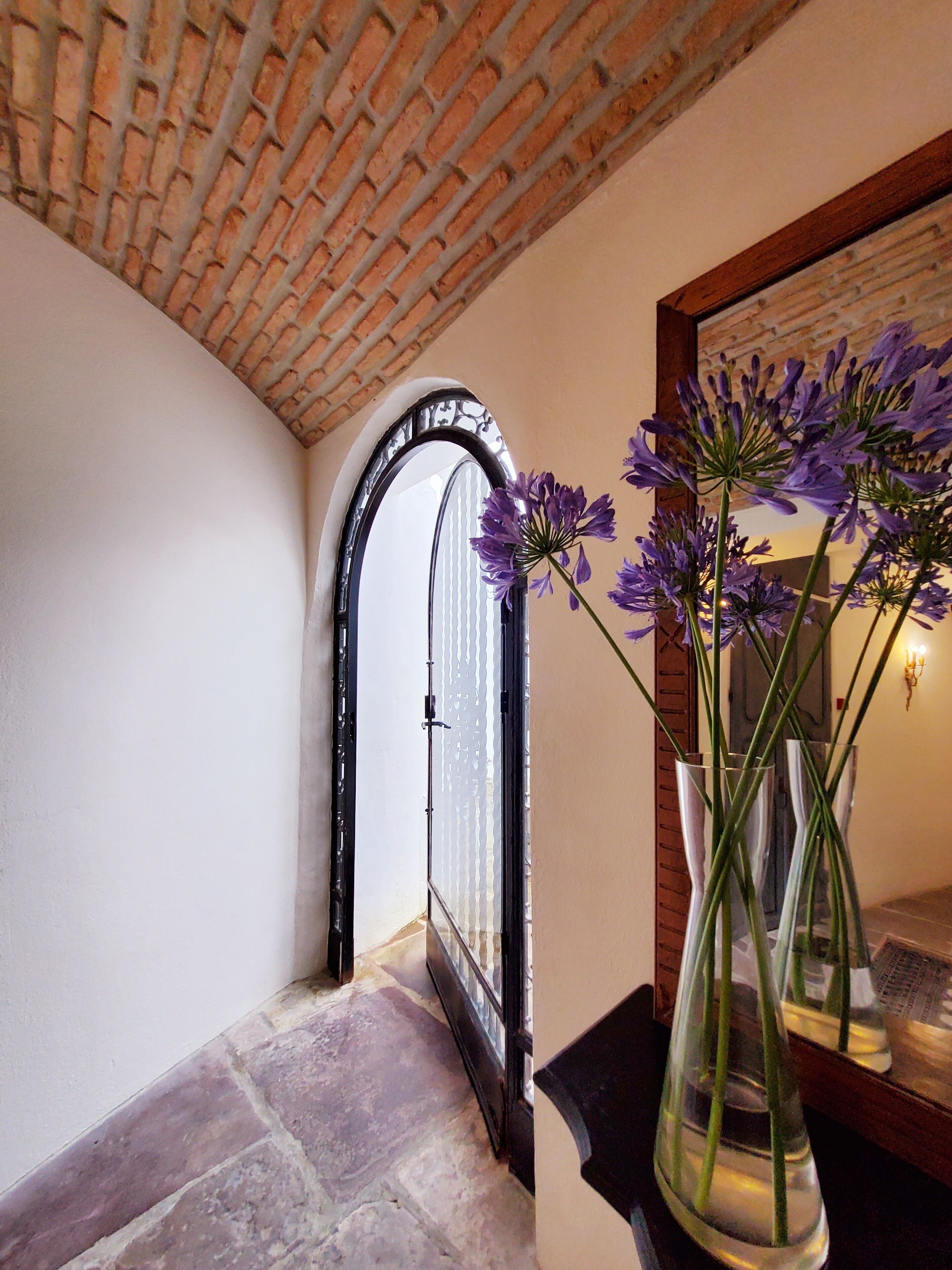 숙박 시설 입구