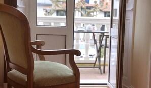 Superior Double or Twin Room | Premium bedding, in-room safe, desk, iron/ironing board