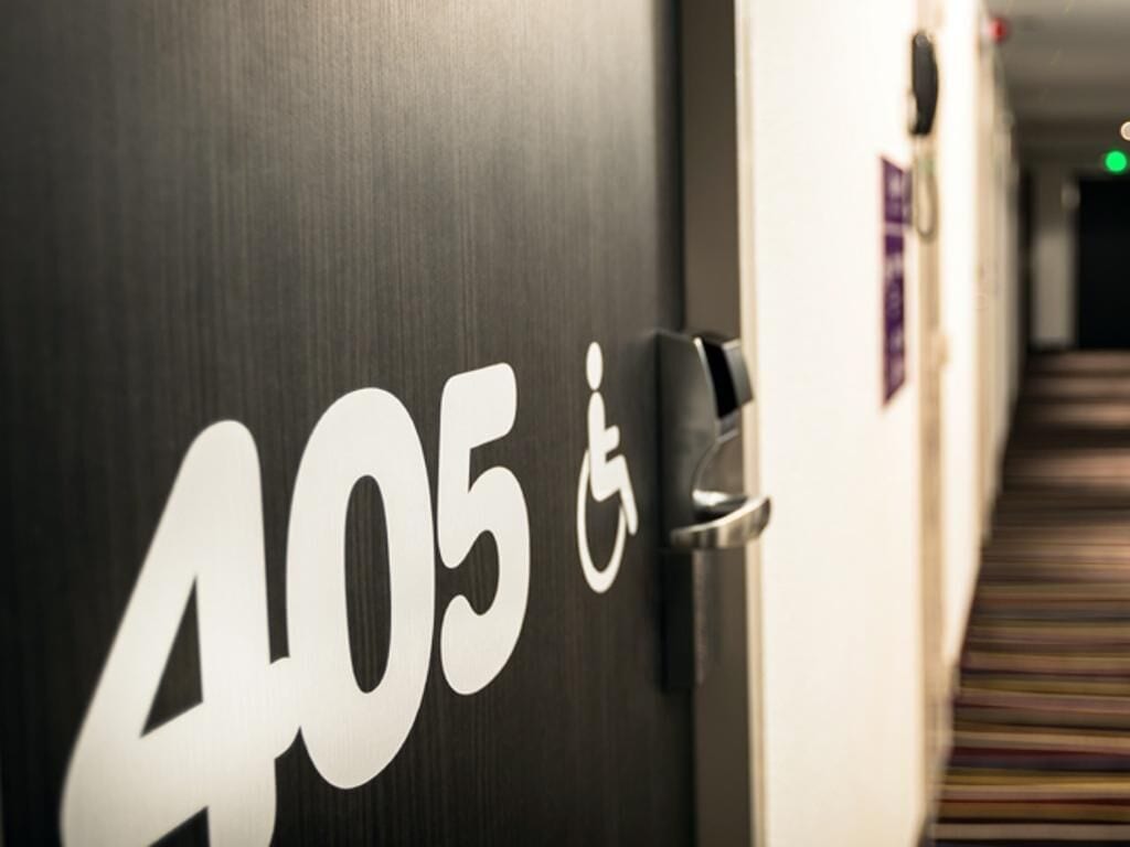 chambre pmr | 2 bedrooms, premium bedding, in-room safe, desk