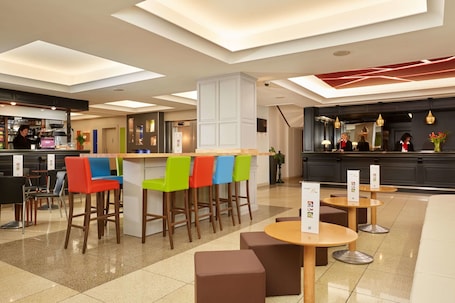 Reception. Hotel Roissy Lourdes