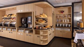 Daily buffet breakfast for a fee
