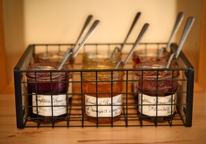 Daily buffet breakfast (EUR 13.00 per person)