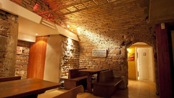 Bar (en la propiedad)