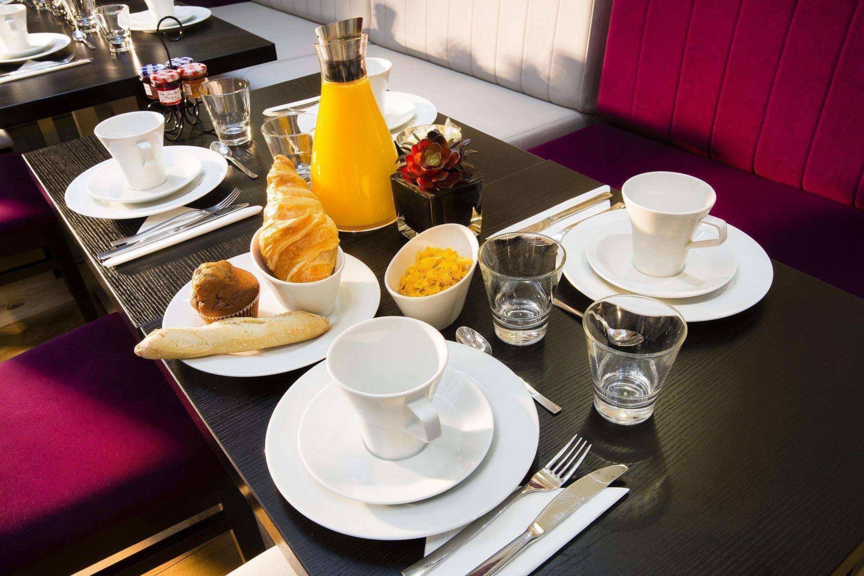 daily buffet breakfast (eur 13 per person)